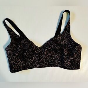Sports bra lululemon